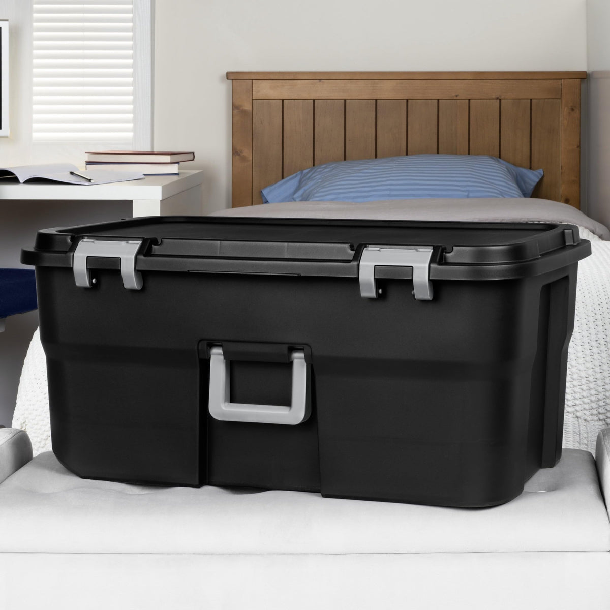 22 Gallon Black Wheeled Plastic Storage Trunk C189