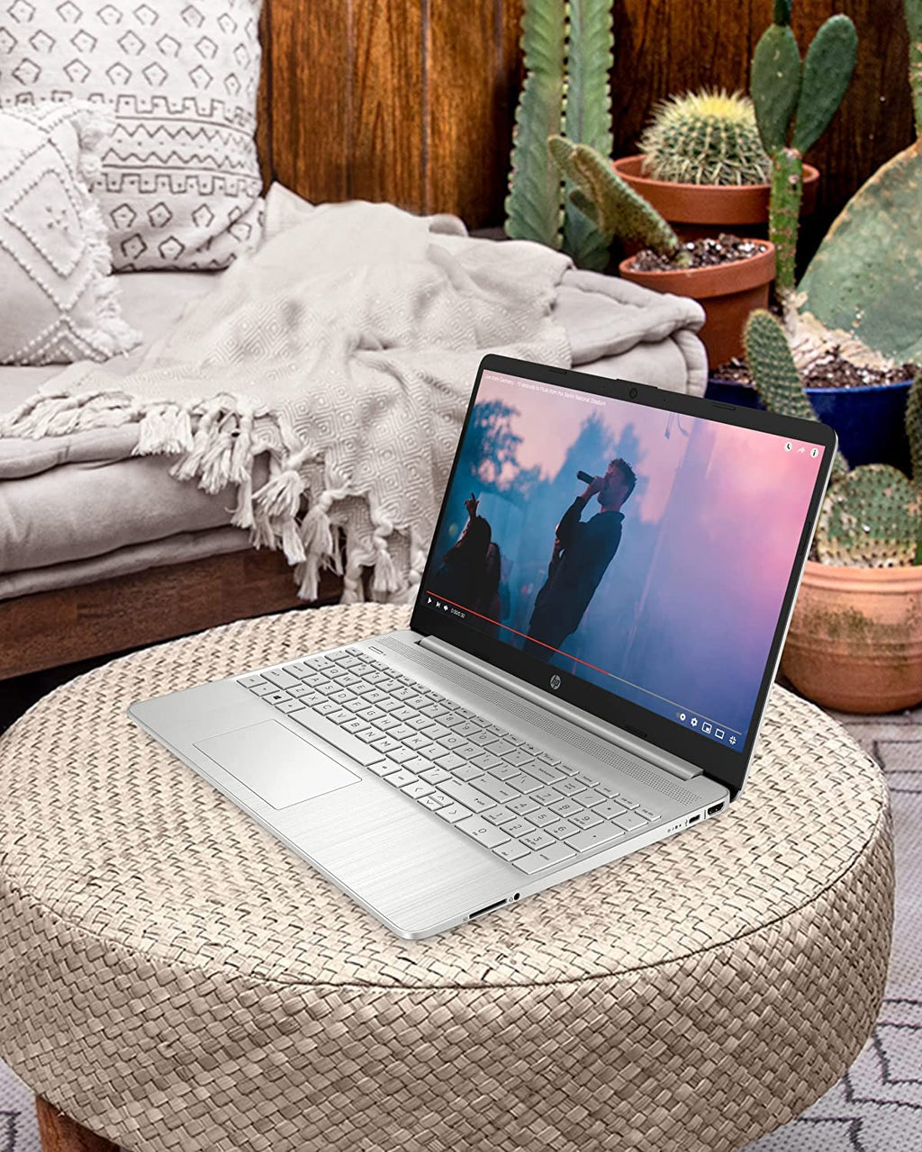 15.6" FHD Business Laptop, i5-1135G7, 16GB RAM 256GB SSD W135